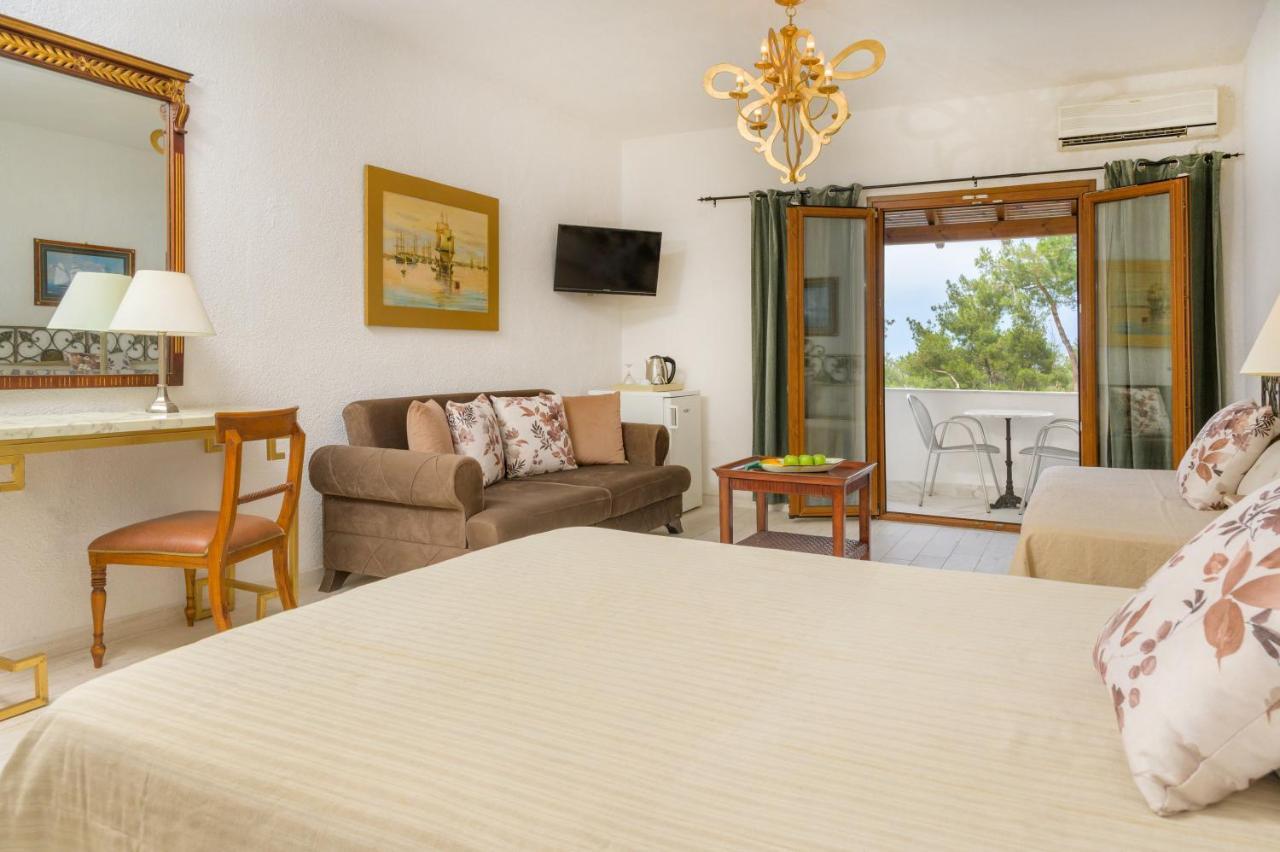 Leandros Hotel Nea Roda Exterior foto