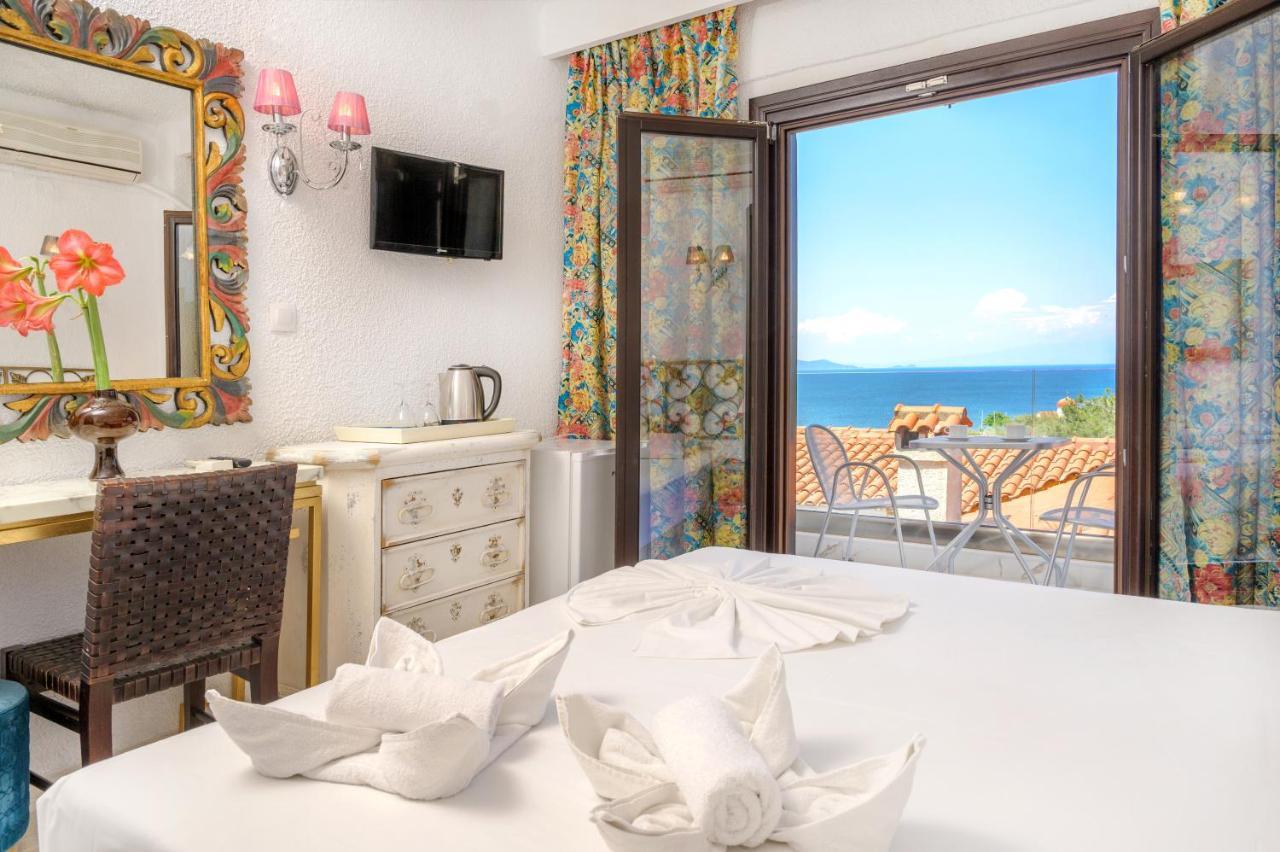 Leandros Hotel Nea Roda Exterior foto