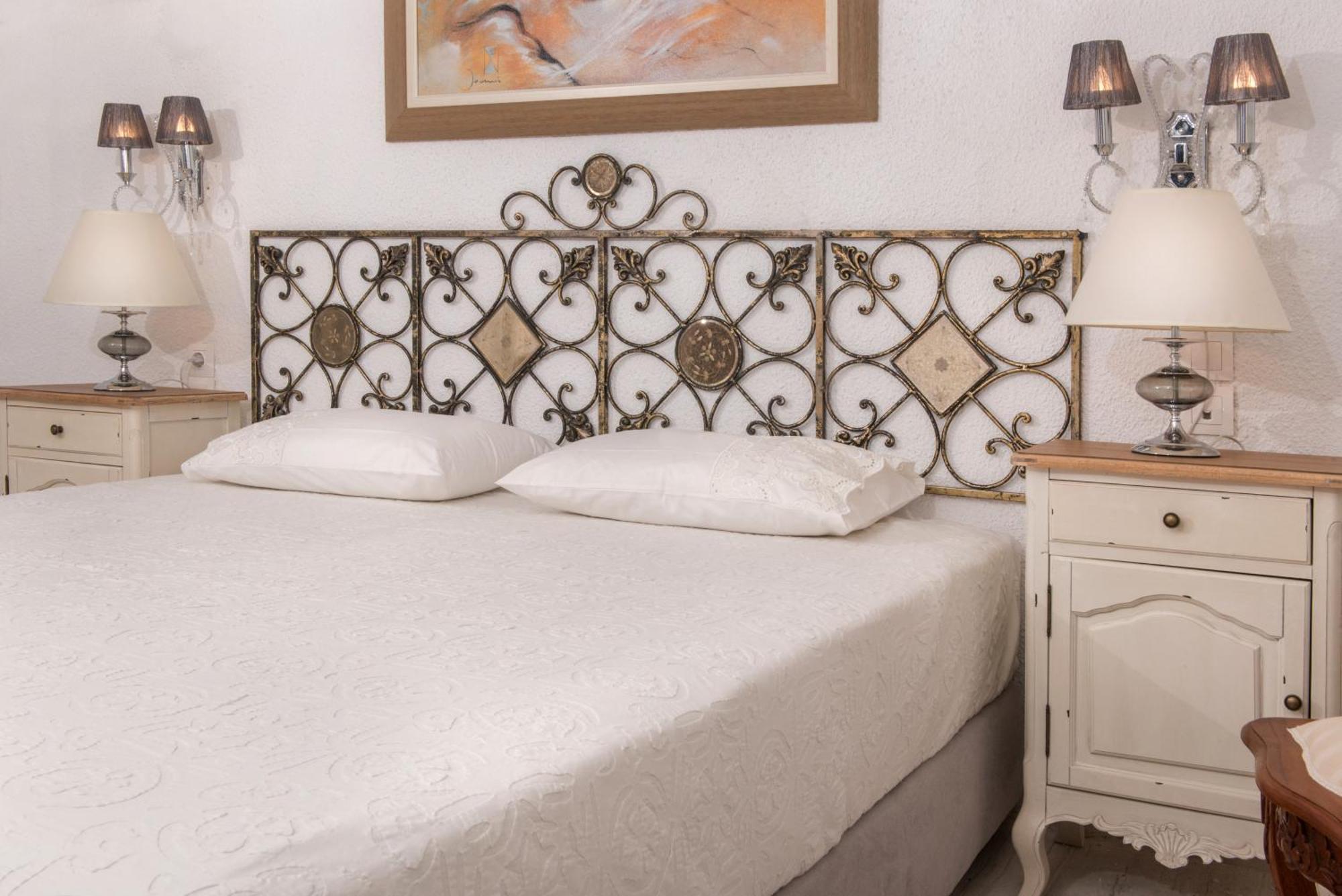 Leandros Hotel Nea Roda Cameră foto