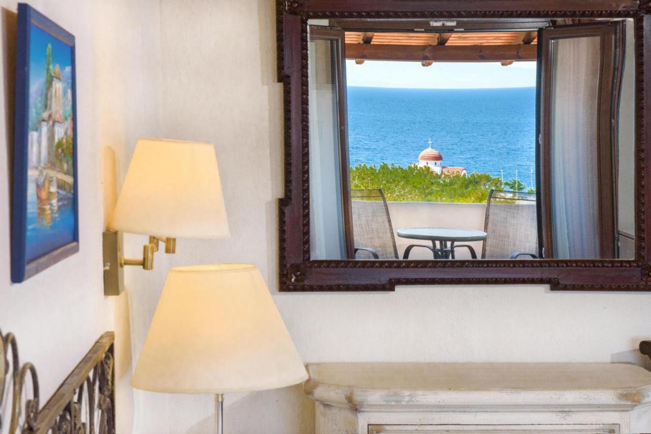 Leandros Hotel Nea Roda Cameră foto
